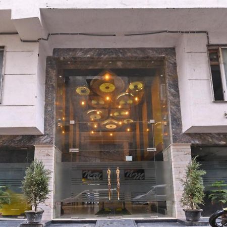 Hotel Nityaa Suites New Delhi Eksteriør billede