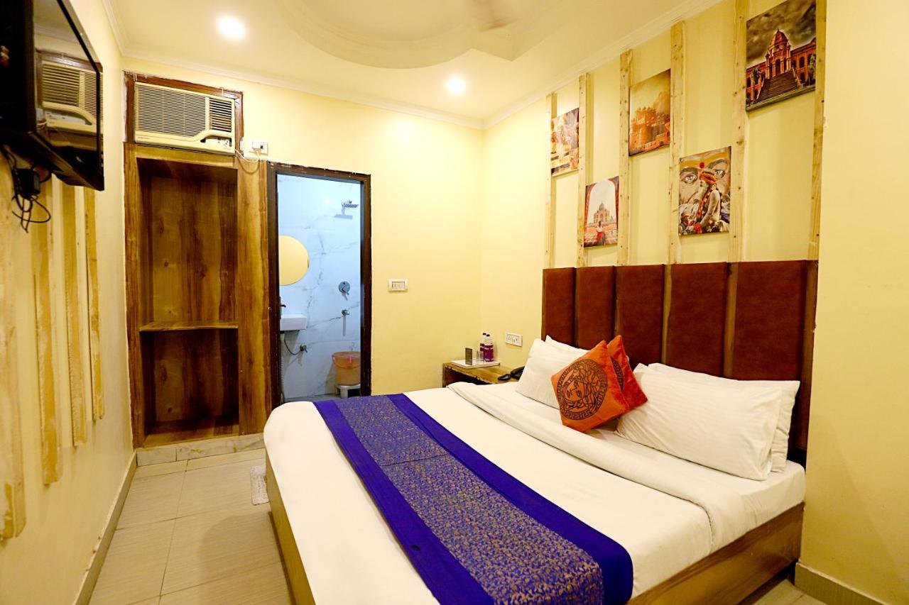 Hotel Nityaa Suites New Delhi Eksteriør billede