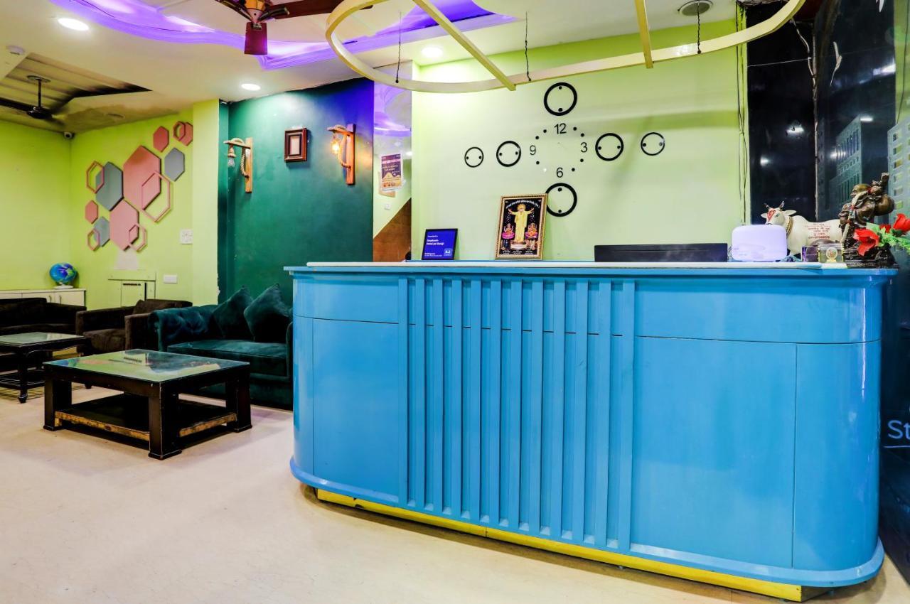 Hotel Nityaa Suites New Delhi Eksteriør billede