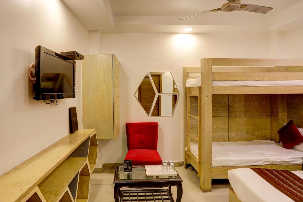 Hotel Nityaa Suites New Delhi Eksteriør billede