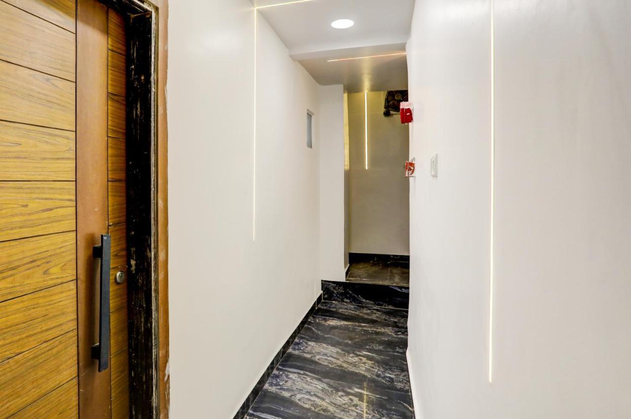Hotel Nityaa Suites New Delhi Eksteriør billede