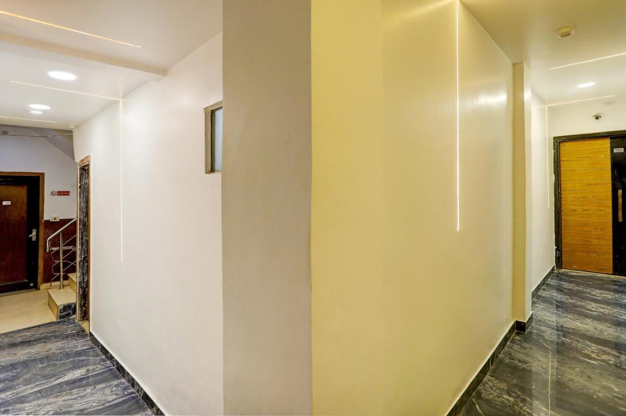 Hotel Nityaa Suites New Delhi Eksteriør billede