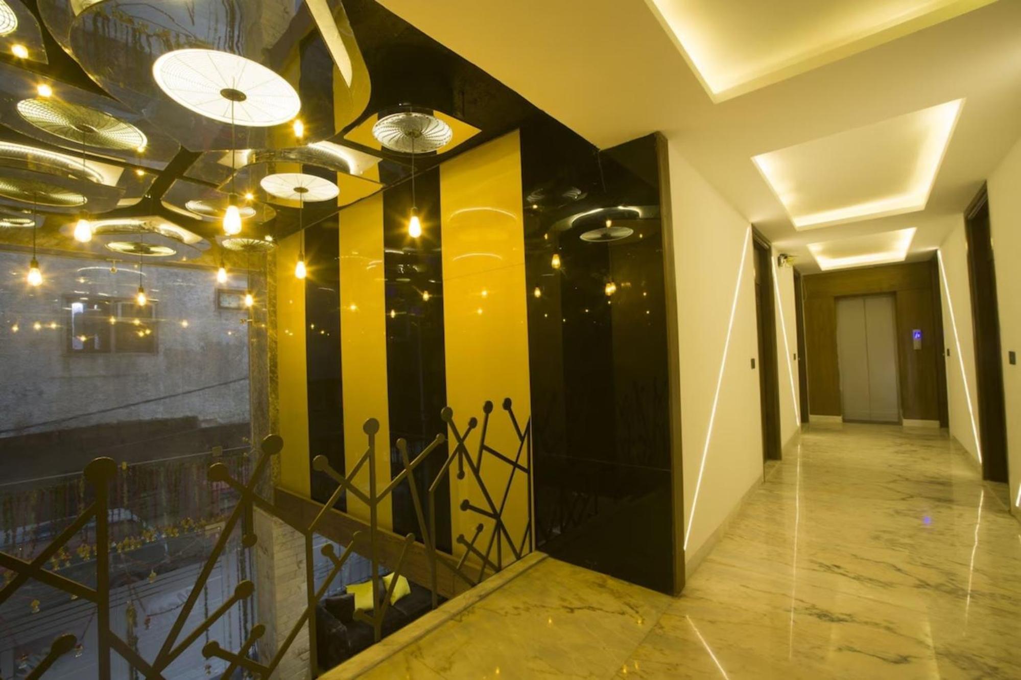 Hotel Nityaa Suites New Delhi Eksteriør billede